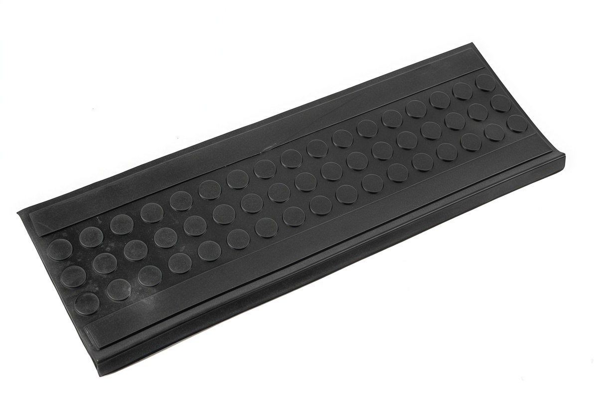 Резиновые накладки на ступени Балт Турф,  коллекция Люкс, «Монетка 25 х 75 - 7 мм» - фото